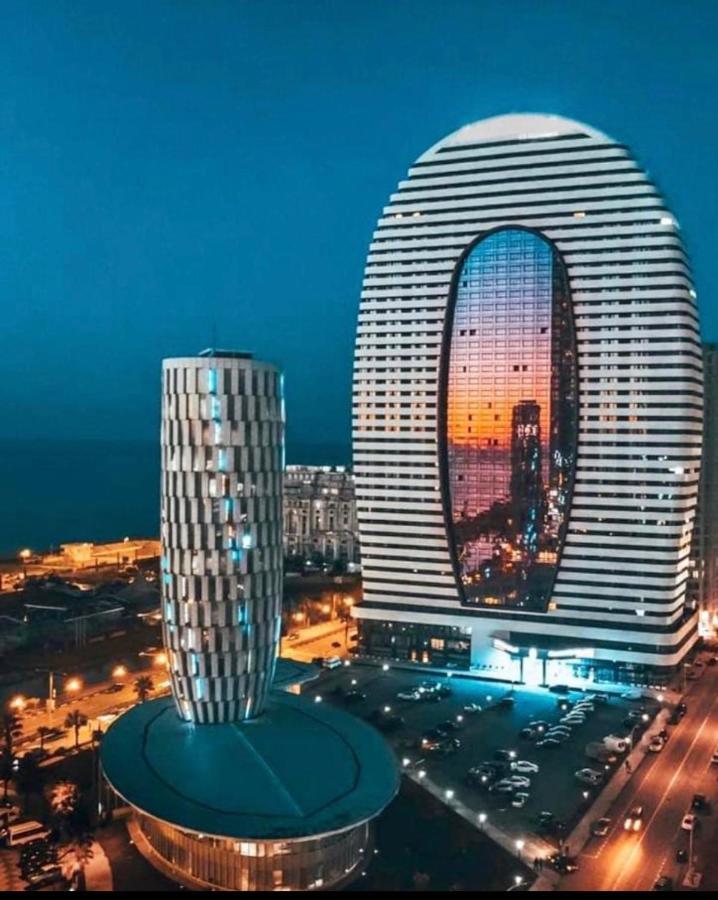 Отель Royal Panorama Courtyard Батуми Экстерьер фото