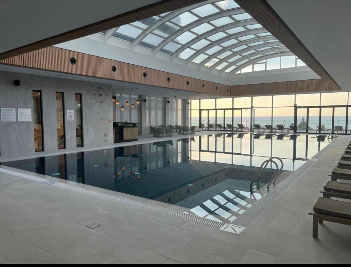 Отель Royal Panorama Courtyard Батуми Экстерьер фото